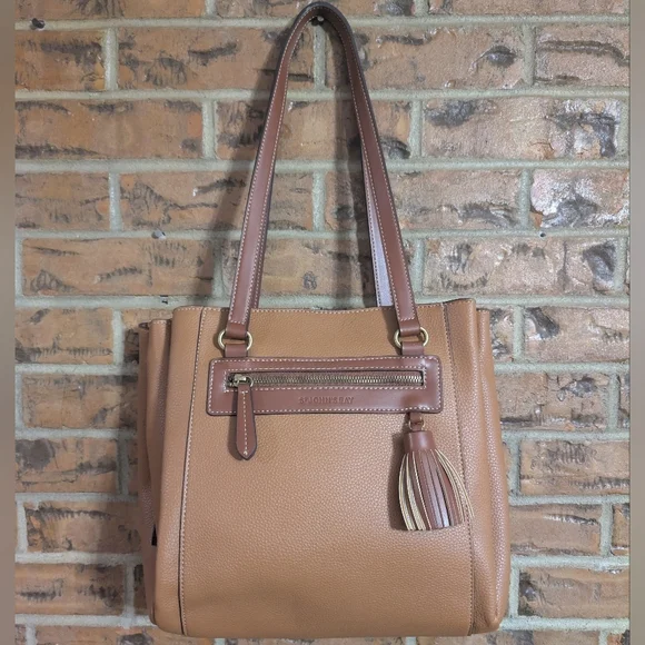 St. John's Bay Quincy 4 Poster Shoulder Bag - Picture 2 of 11